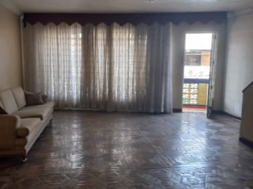 Sobrado para Aluguel